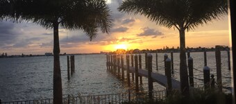 Pasa Tiempo Private Waterfront Resort - Adults Only