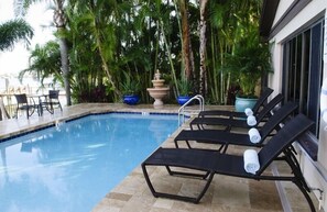 Outdoor pool, open 9:00 AM to 7:00 PM, sun loungers