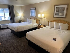Couette en duvet d'oie, coffres-forts dans les chambres, bureau