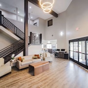 Quality Suites Houston Hobby Airport