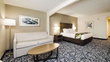 Desk, laptop workspace, iron/ironing board, free WiFi