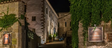 Entrada de la propiedad