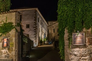 Entrada al alojamiento