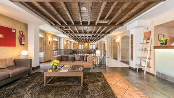 Check-in/check-out kiosk