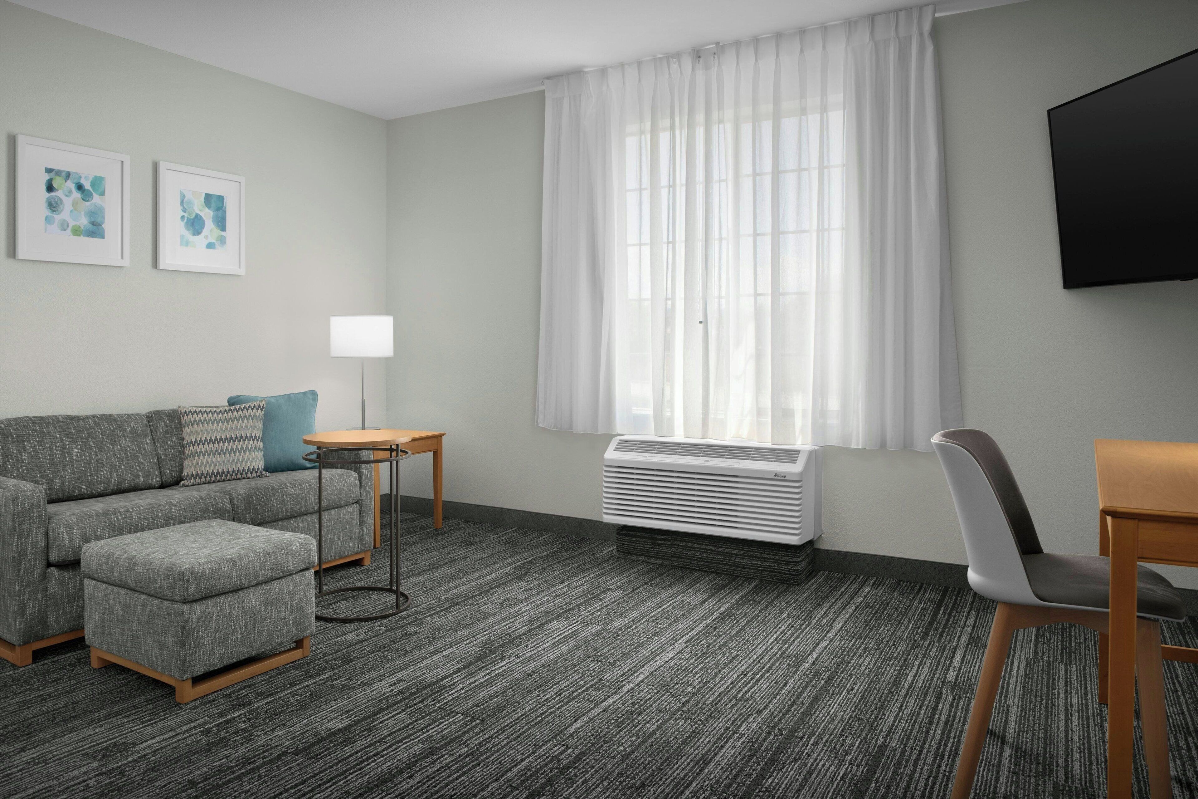 suite, 1 bedroom | premium bedding, in-room safe, desk, laptop workspace