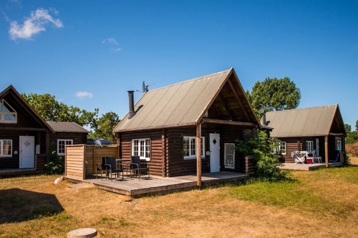 Round Timber Cabins | WiFi (free)