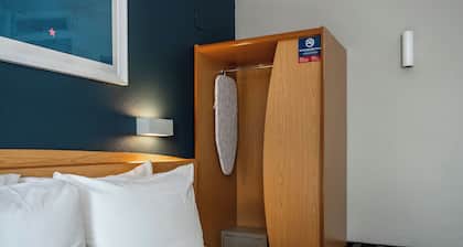 Travelodge Alicante Puerto