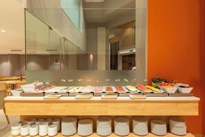 Dagelijks ontbijtbuffet (EUR 14 per persoon)
