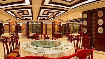 Se sirven almuerzos y cenas