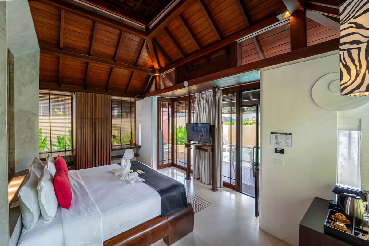 grand pool villa | 1 bedroom, premium bedding, select comfort beds, in-room safe