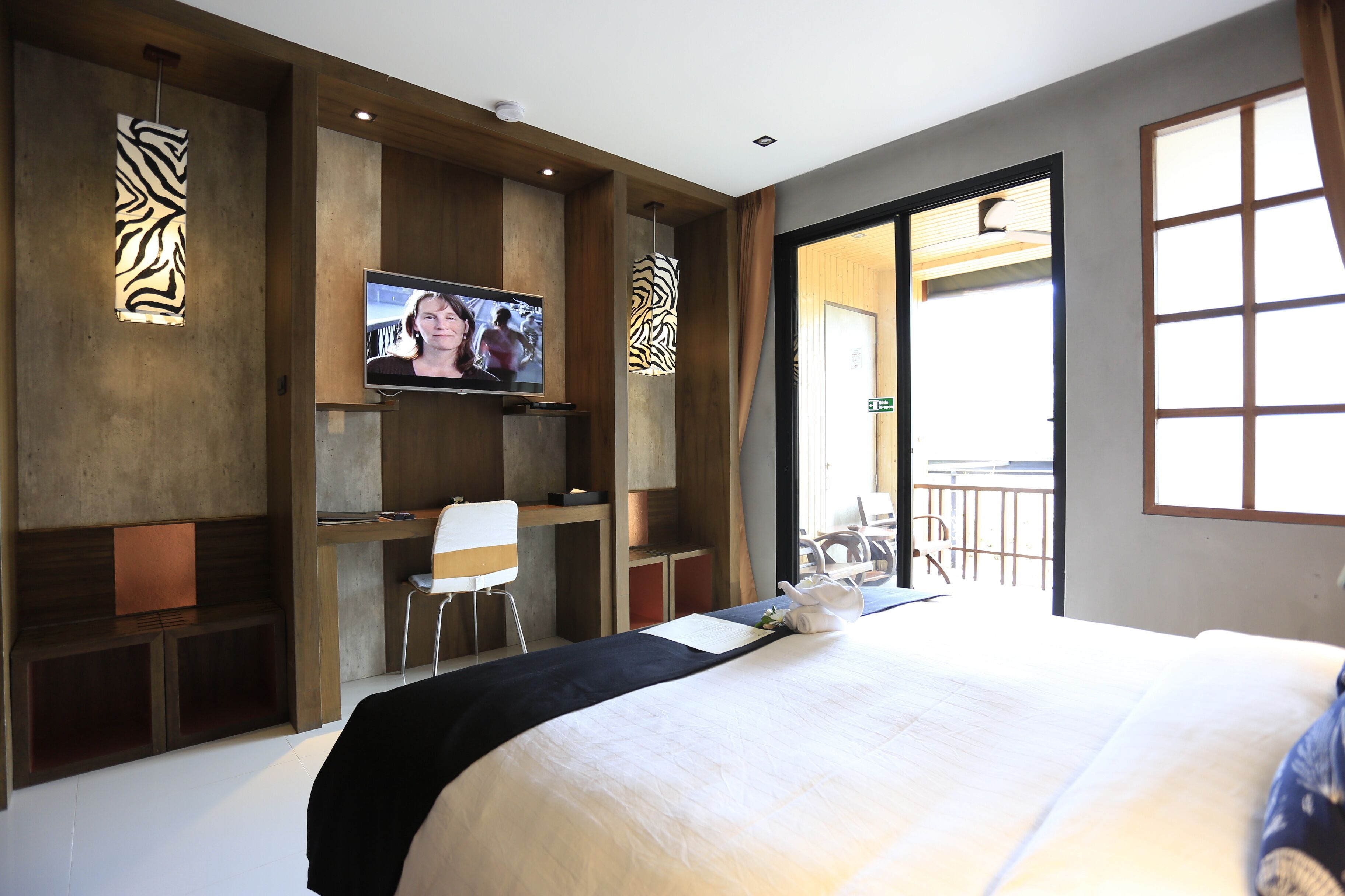 deluxe balcony suite | 1 bedroom, premium bedding, select comfort beds, in-room safe