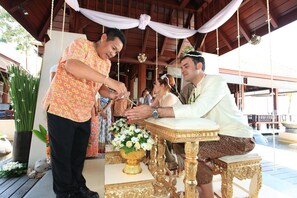 Indoor wedding