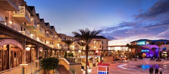 Kemah Boardwalk Inn