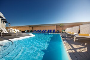 Outdoor pool, sun loungers