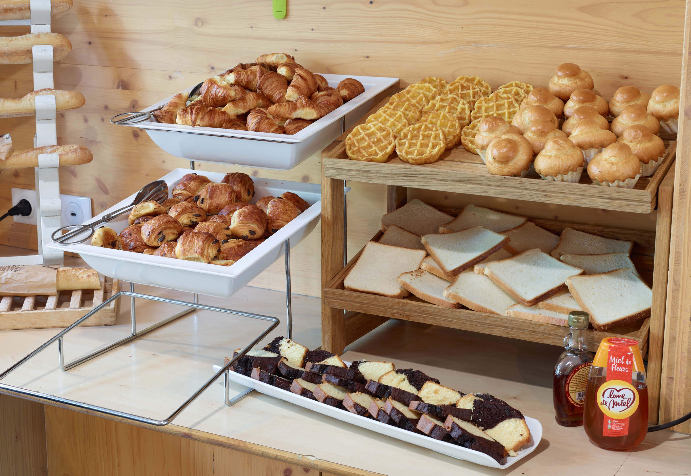 daily buffet breakfast (eur 18.5 per person)