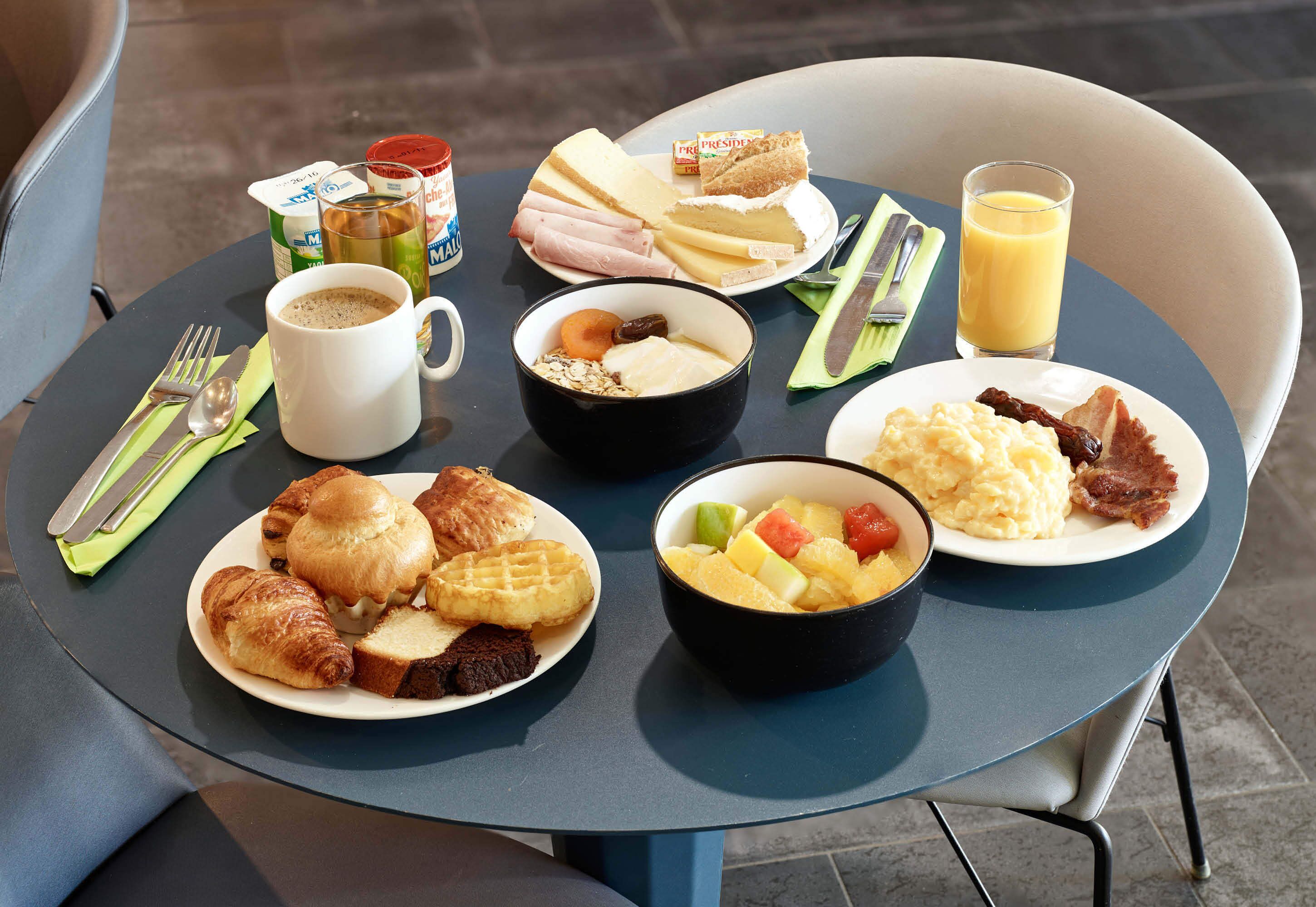 daily buffet breakfast (eur 18.5 per person)