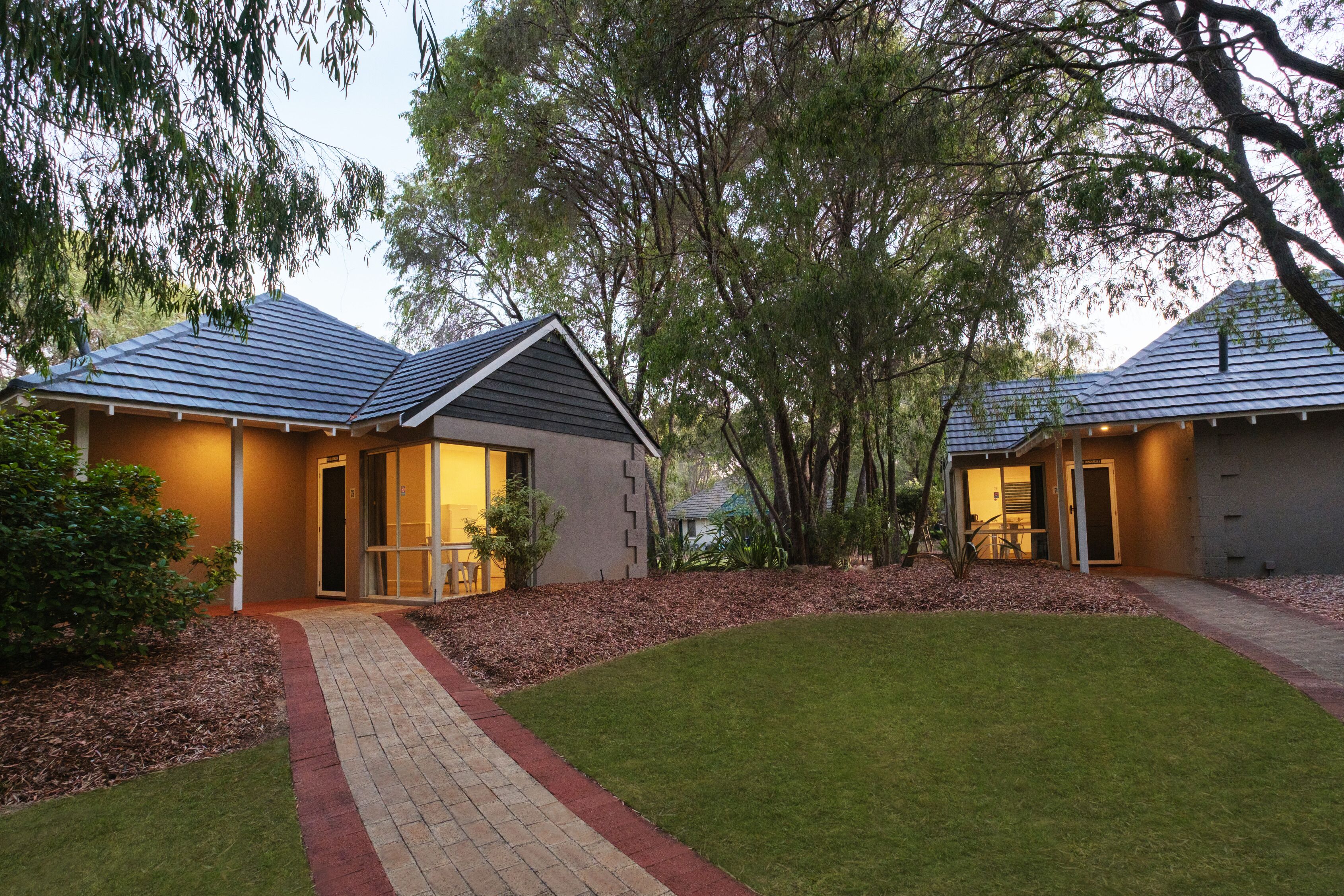 executive villa, 1 king bed | 2 bedrooms, individually furnished, desk, laptop workspace