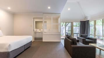 Executive Villa, 1 King Bed | Individually furnished, desk, laptop workspace, iron/ironing board