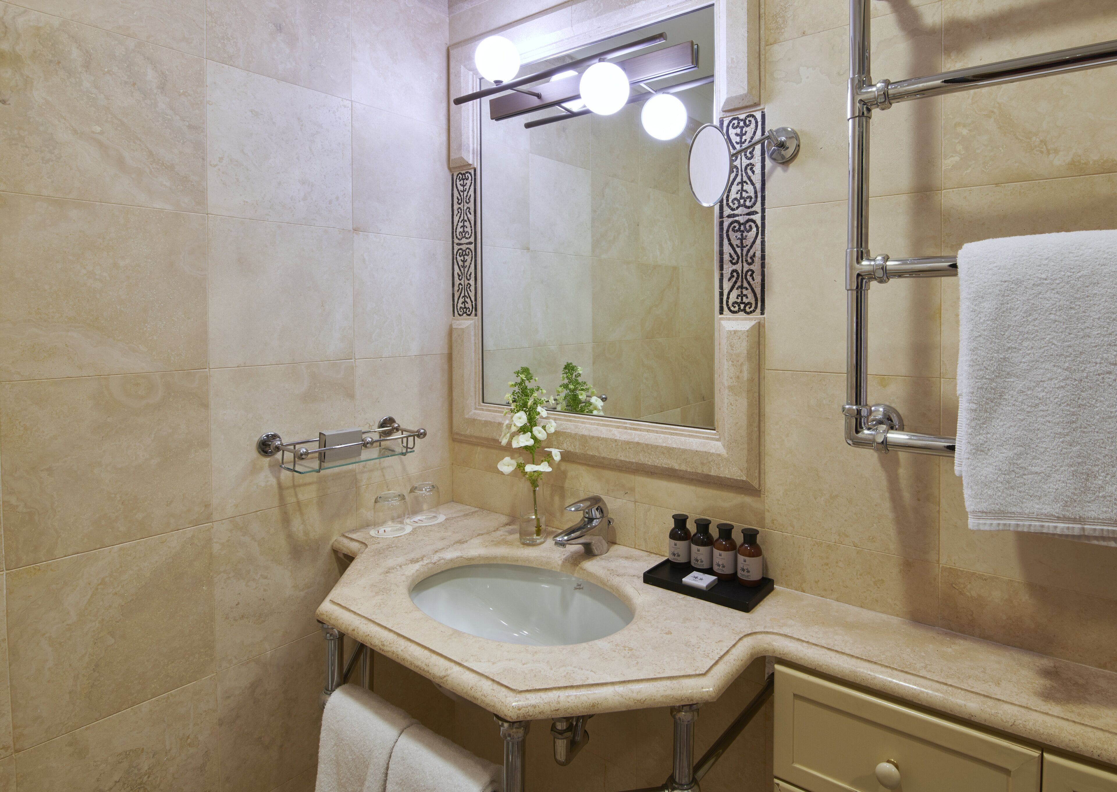 classic room | room amenity