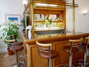 Bar-salon