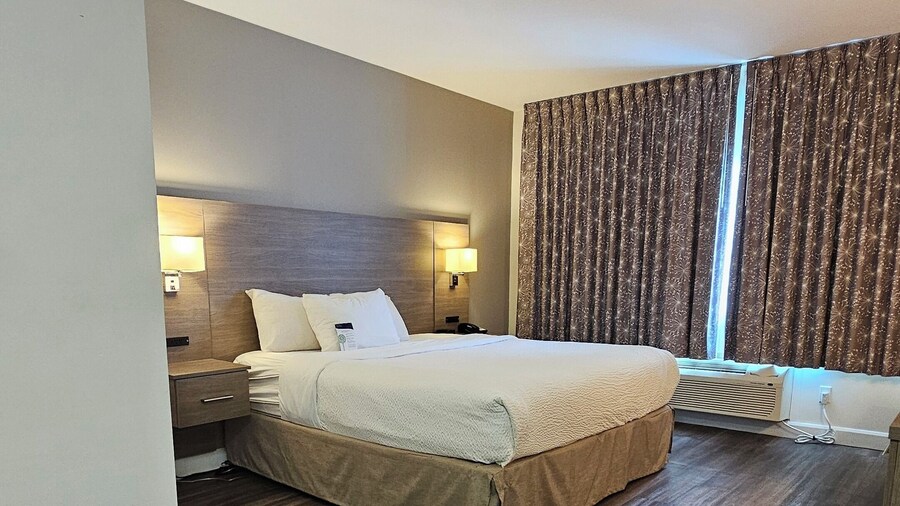 Motel 6 Sault Ste. Marie, ON