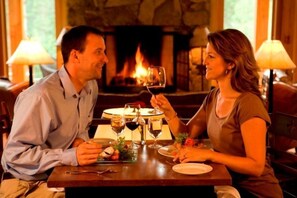 Couples’ dining