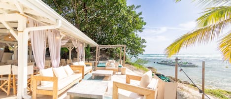 Bar sur la plage