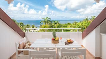 Apartment 6 people - 2 bedroom - Terrace - Sea View - Premium Part | Terassi/patio