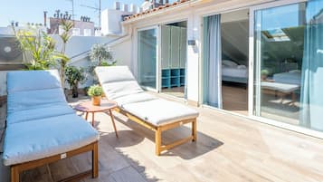 Dortoir privé de 4 personnes avec terrasse | Teras/patio