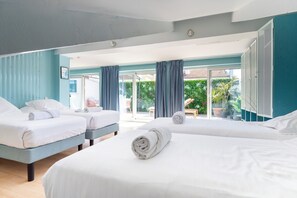 Dortoir privé de 4 personnes avec terrasse | Terrace/patio - Hostel Ozz Nice (Nice)