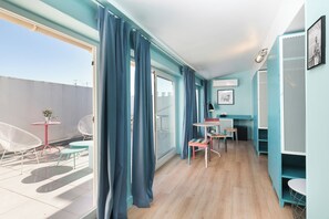 Dortoir privé de 4 personnes avec terrasse