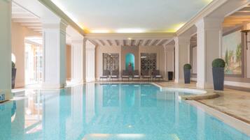 Indoor pool, outdoor pool