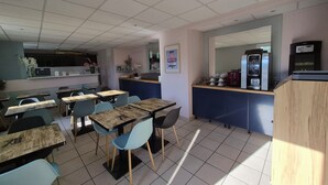 Interior - Hotel Dom le Breton Nantes Beaujoire - Porte de Sainte Luce (Sainte-Luce-sur-Loire)