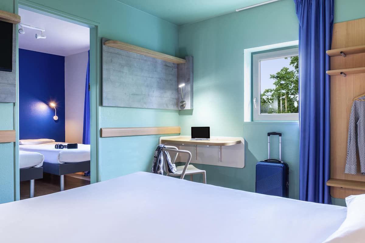 Chambre Triple, plusieurs lits