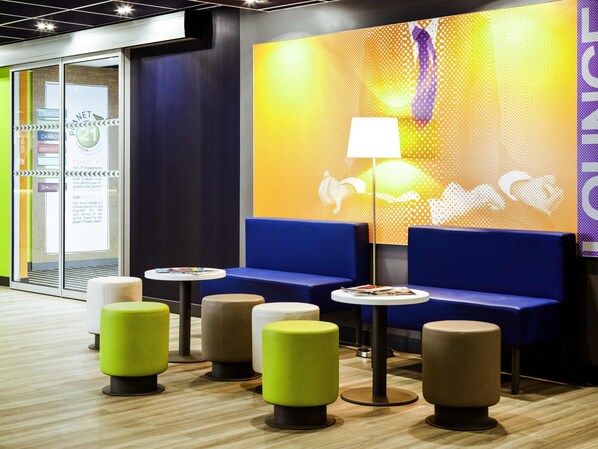 Petit déjeuner (5.56 EUR par personne)