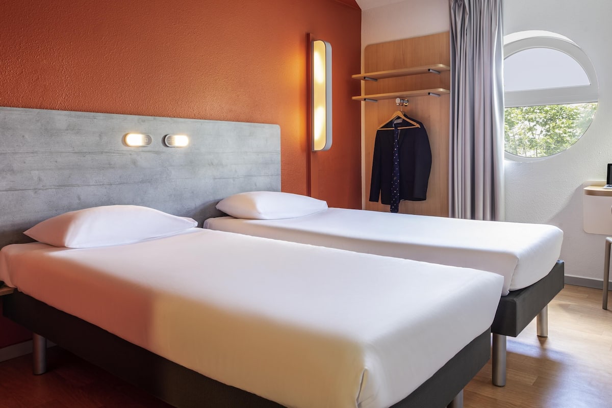 Chambre avec lits jumeaux, 2 lits une place