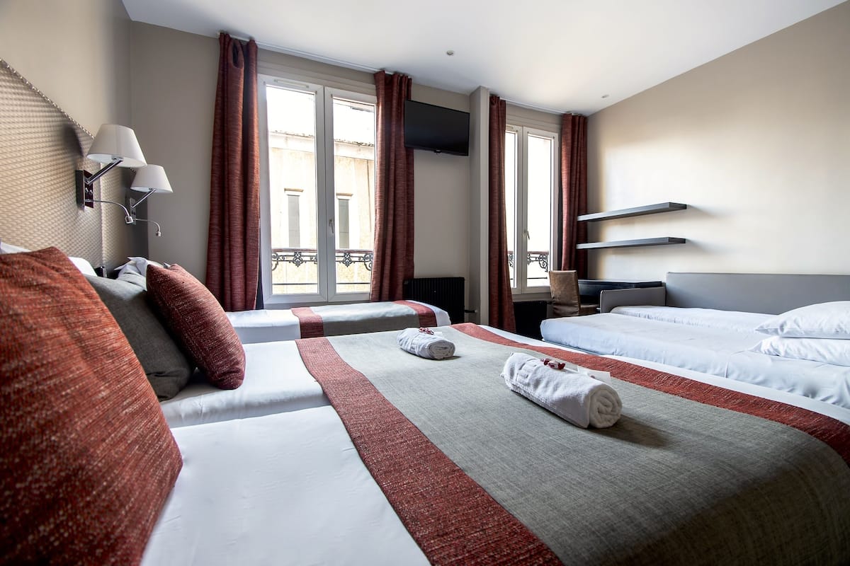Literie de qualité supérieure, minibar, coffres-forts dans les chambres