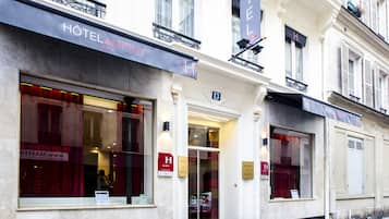 Façade de lâhĂ©bergement