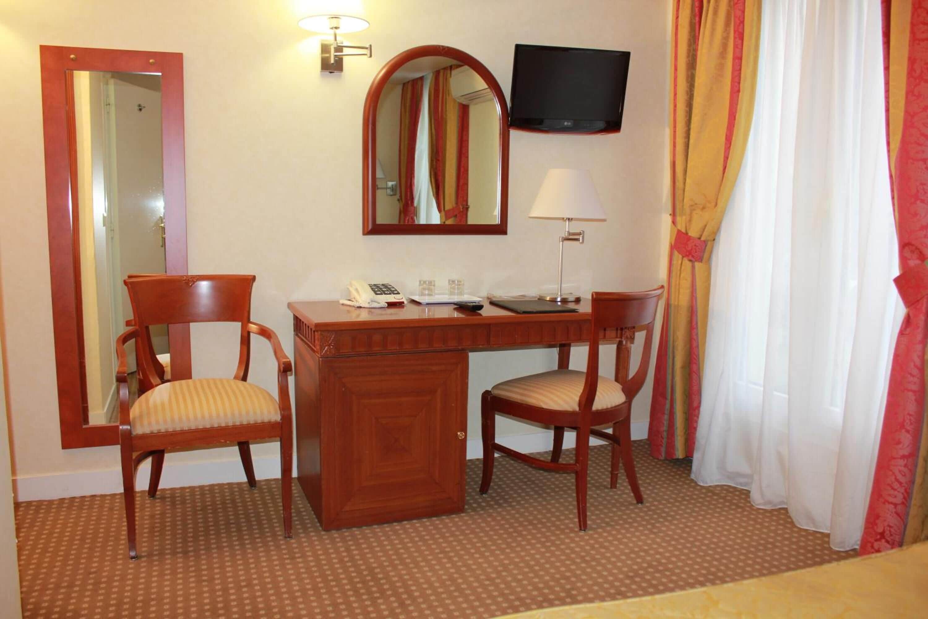 Photo - Hotel Imperial Paris