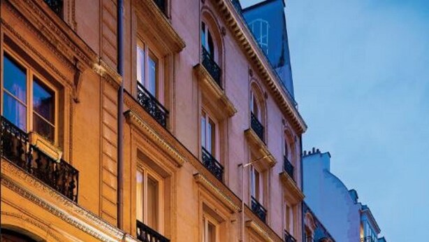 A historic building with a prominent entrance labeled "HOTEL IMPERIAL." - Hotel Impérial Paris (Paris)