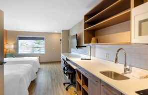 Studio, 2 Doppelbetten, Nichtraucher | Hochwertige Bettwaren, Schreibtisch, Bügeleisen/Bügelbrett