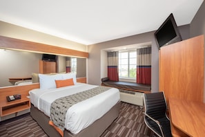Standard Room, 1 Queen Bed | Down comforters, desk, blackout drapes, iron/ironing board - Microtel Inn & Suites by Wyndham Springfield (Springfield)