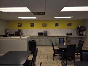 Petit déjeuner préparé à la commande compris tous les jours