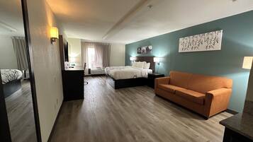 Ropa de cama de alta calidad y escritorio