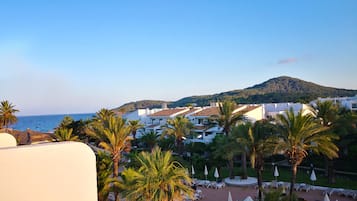 Suite (2 adults and 1 child) | Balkon