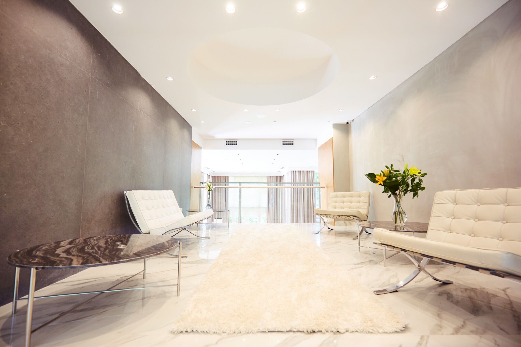 Télévision LCD de 32 pouces avec chaînes par câble, télévision