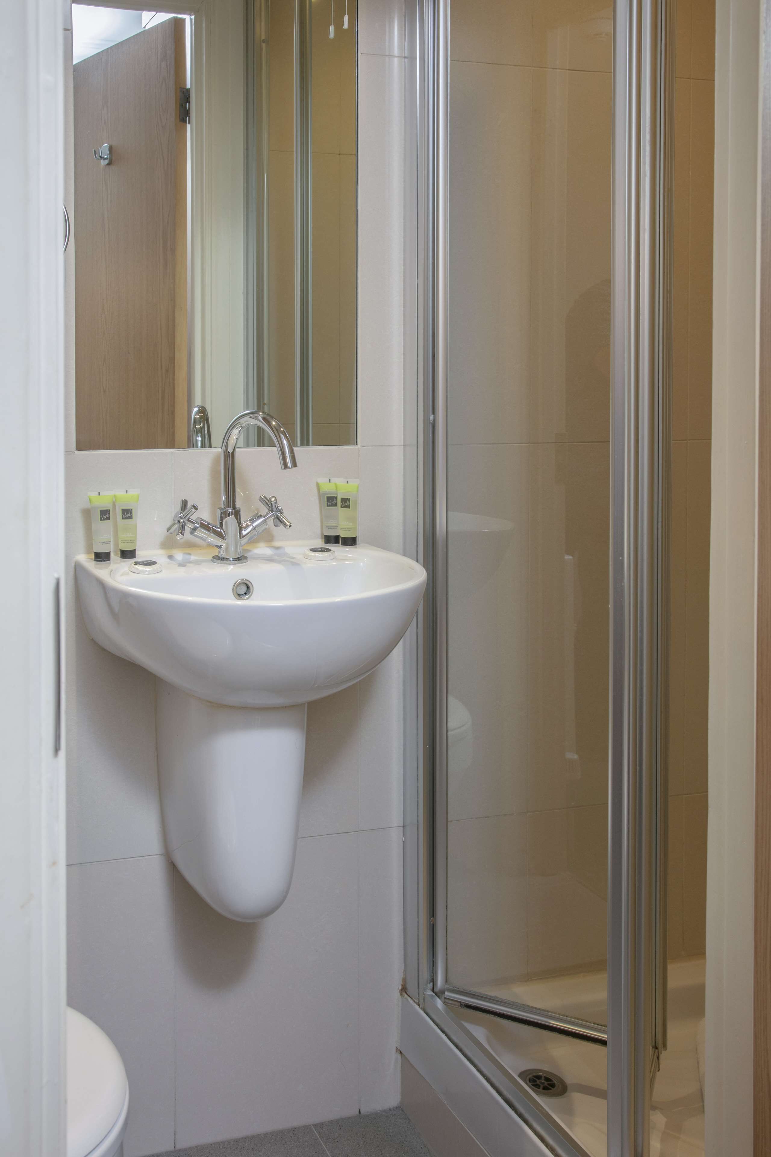 Photo - Queensway Hotel, Sure Hotel Collection by Best Western