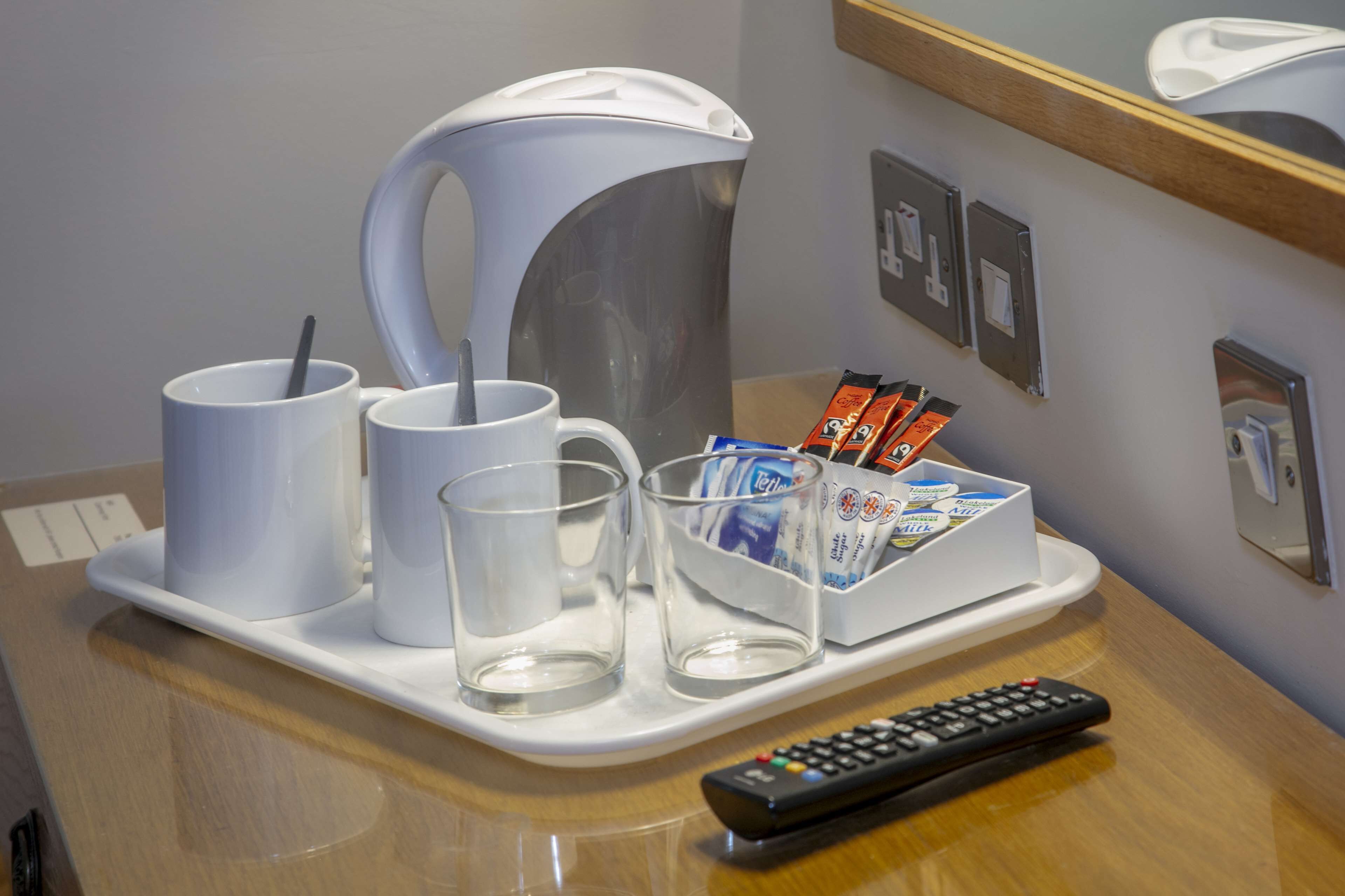 Photo - Queensway Hotel, Sure Hotel Collection by Best Western