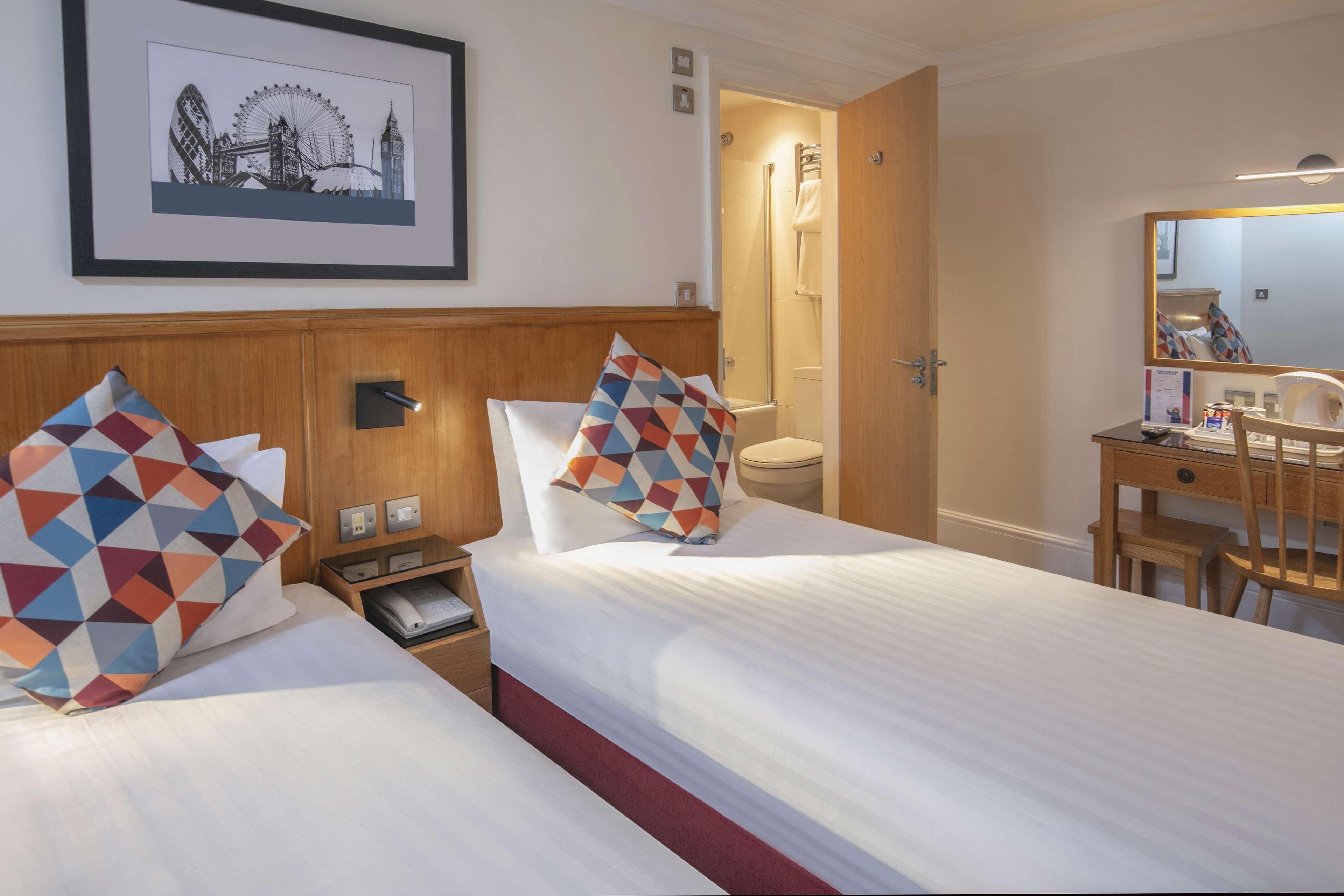 Photo - Queensway Hotel, Sure Hotel Collection by Best Western