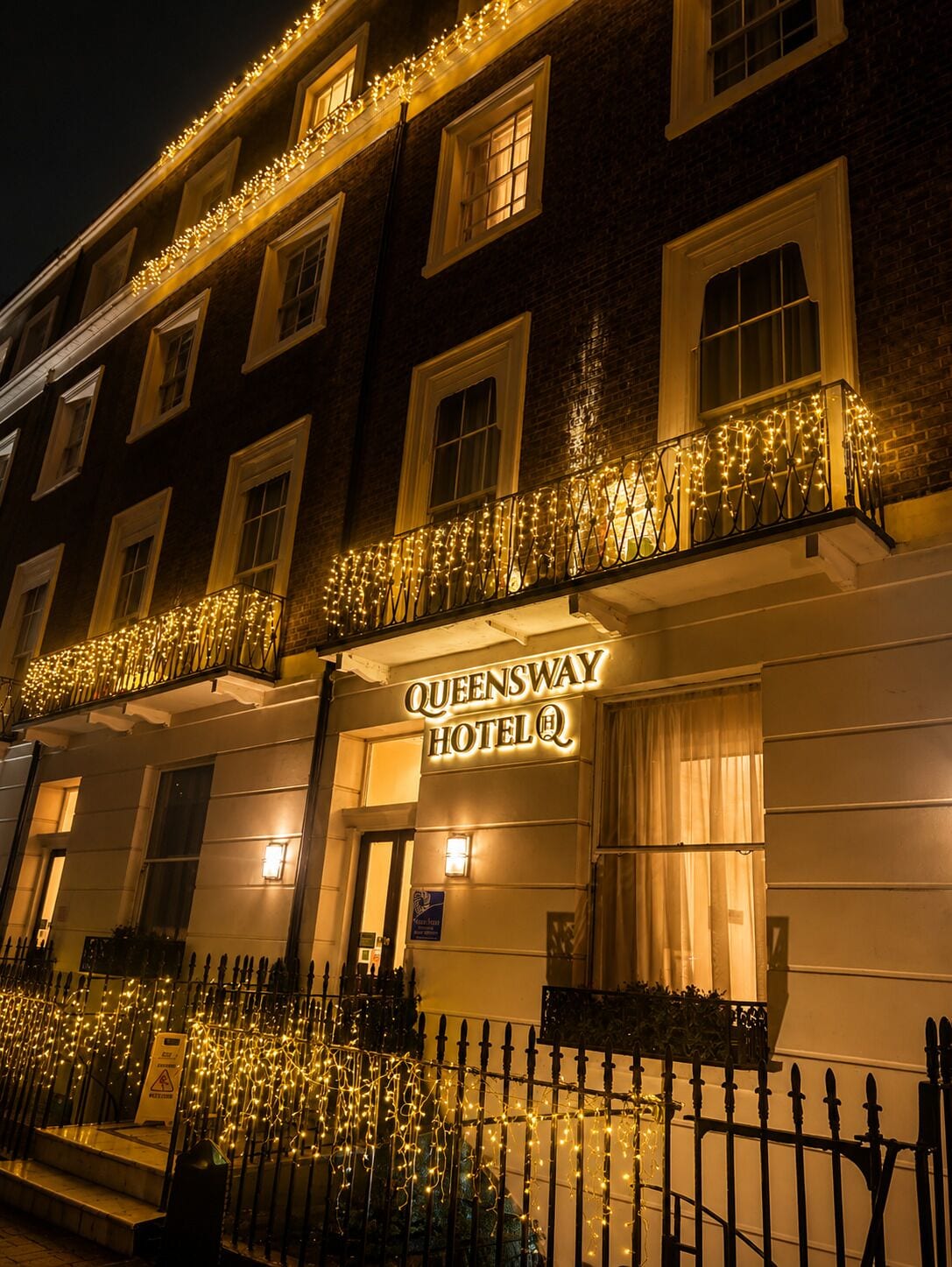 Photo - Queensway Hotel Sure Hotel Collection By Best Western